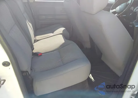 2010 Dodge Dakota Bighorn/Lonestar z USA, uszkodzony, nr VIN 1D7CE3GK4AS212905